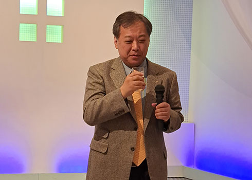 �V������}��1