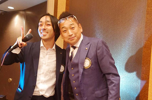 �����}��2