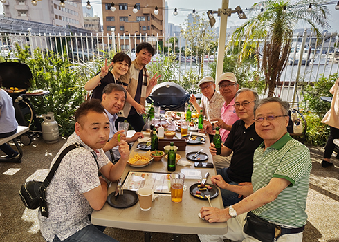 �t�̉Ƒ���3