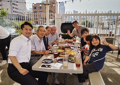 �t�̉Ƒ���6