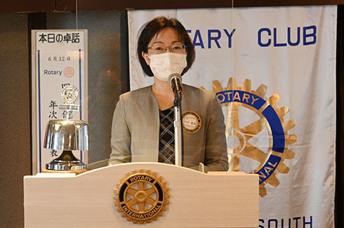 ��2830����@4���d�֌W�ψ���@�N���񍐔��\