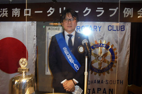 ���{����