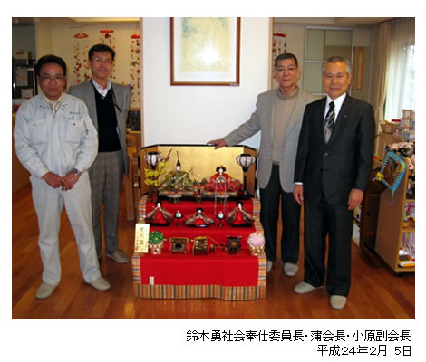 �u�����̂����v�֐��l�`�𑡒�