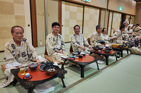 2023�N�x �䂩���~�[�e�B���O8